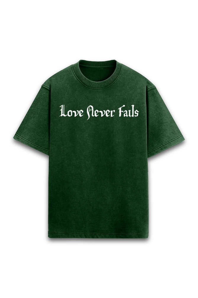 Love never fails, Acid washed Over sized t-shirt