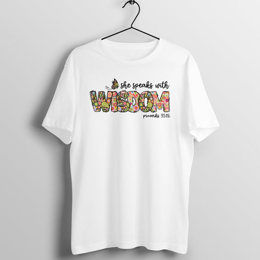 She speaks with wisdom, Women's t-shirt